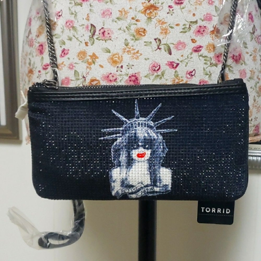 NWT Betsey Johnson crossbody